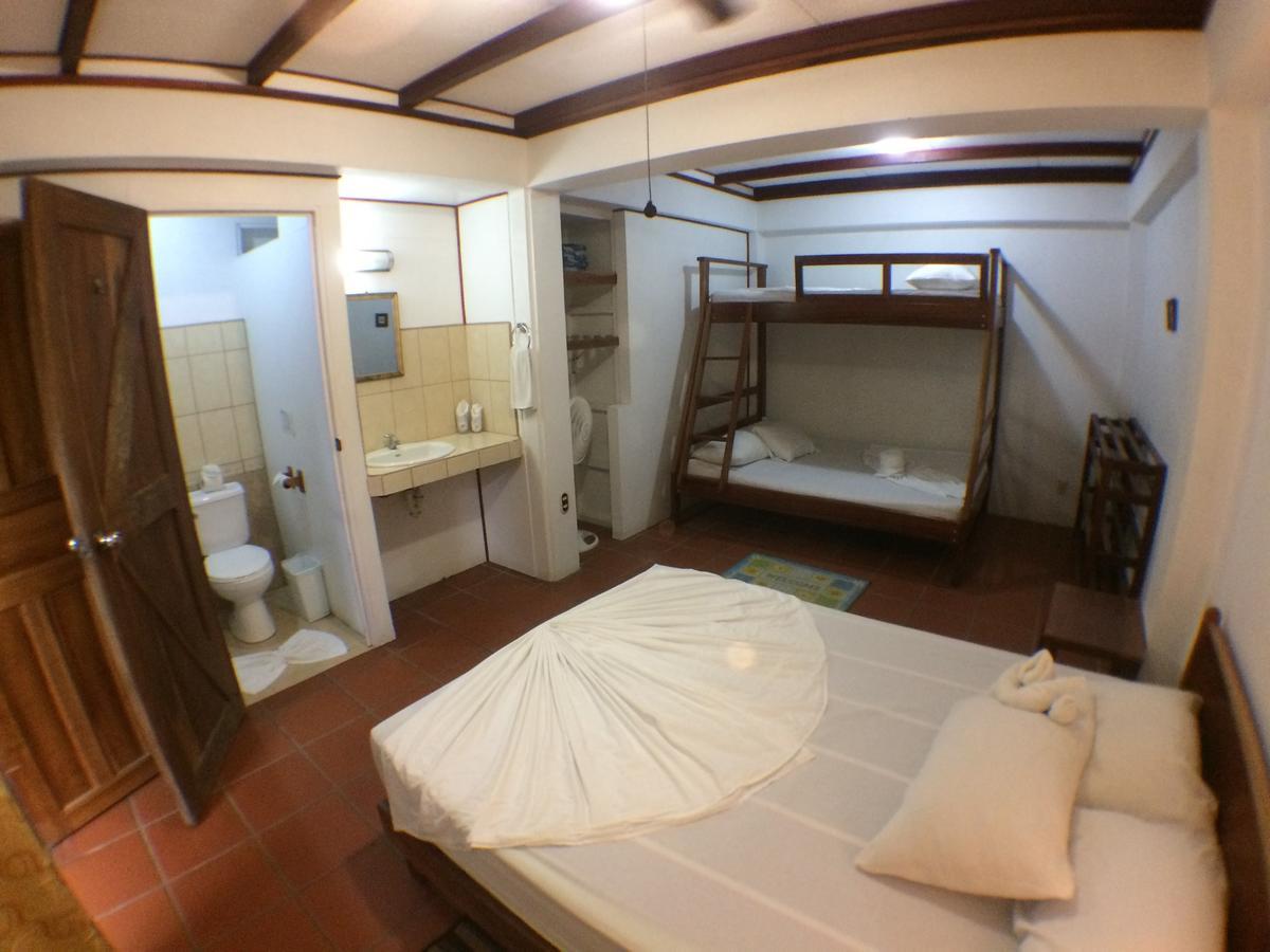 Casa Marbella Villa ตอร์ตูเกโร ภายนอก รูปภาพ